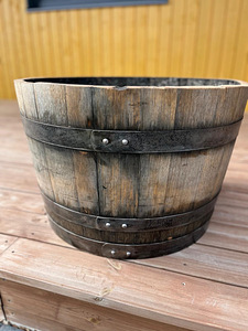 Lillekast, istutuskast, puidust, tammevaadist d-50cm h-45cm (1 foto / 5)