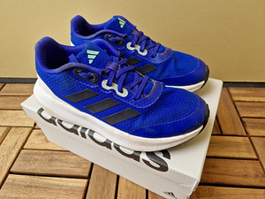 Adidas tossud suurus 35,5 (2 foto / 6)
