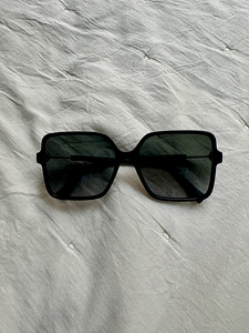 FENDI naiste prillid (1 foto / 5)