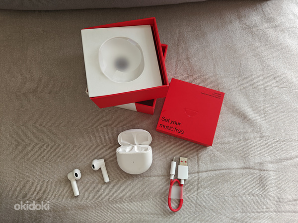 OnePlus earbuds (foto #1)