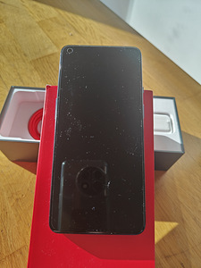 OnePlus 9 (2 foto / 3)