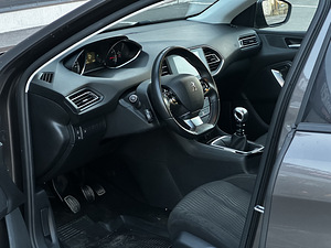 Peugeot 308 1.6 92kW (7 foto / 15)
