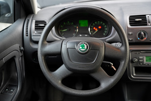 Skoda Fabia Family 1.2 63kW (11 foto / 15)