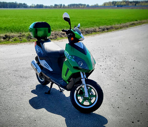 Motoroller Keeway Matrix 2T 1.5 kW (3 foto / 5)