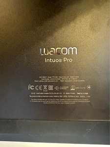 Wacom Intuos Pro M (2 foto / 3)