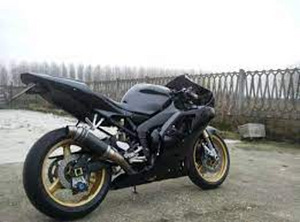 YAMAHA R1 2000 56000km (1 foto / 1)