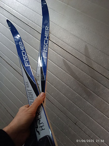 Laste murdmaasuusad SNS Fischer kinnitustega 127 cm. (1 foto / 3)