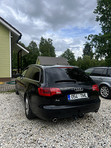 Audi a6 2.4i (2 фото из 6)