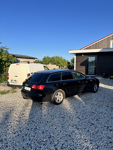 Audi a6 2.4i (4 фото из 6)