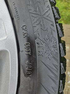 5x112 R20 Mercedes-Benz valuveljed naastrehvidega (6 foto / 6)