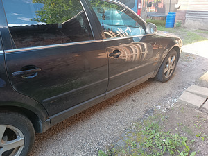 Volkswagen Passat (2 фото из 6)