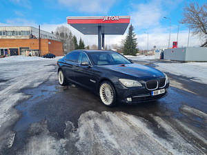 BMW F01 730d 180kw (2 foto / 5)