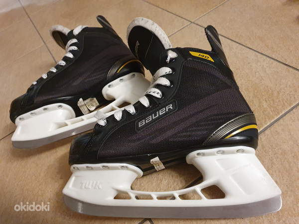 Хоккейные коньки Bauer Superme 38.5 (фото #2)