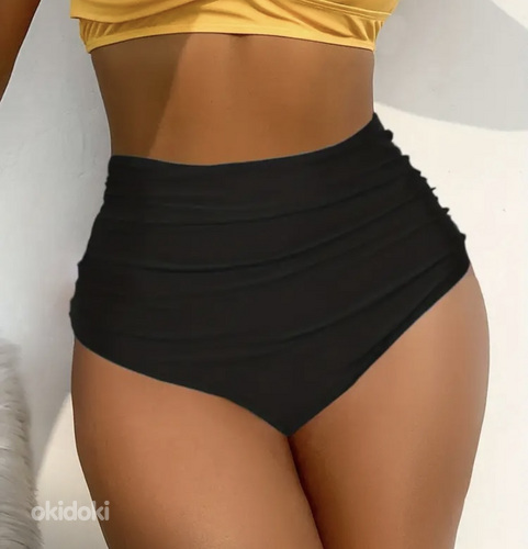Новые удобные плавки бикини яркого цвета. Размер S. (фото #1)