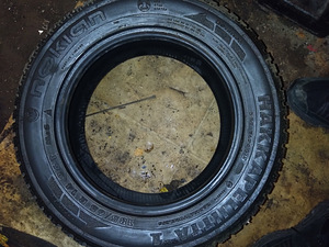 185/65/r14 hankok na zeleznih diskah 5*114.3 toyota 2tk 7mm (2 foto / 4)