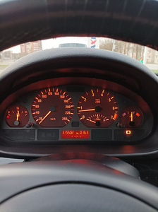 БМВ Е46 316i 85кВт 2004 (8 фото из 12)