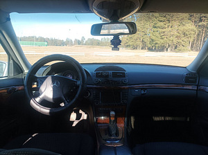 2002 Mercedes E270 w211 130kw (9 foto / 12)