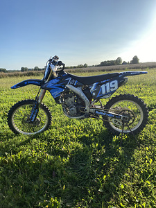 Suzuki RMZ250 2009 (2 foto / 5)