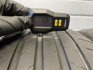 225/40/19 Bridgestone Turanza T005 (2 foto / 7)