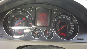 Volkswagen Passat 2.0 103kW (11 фото из 11)