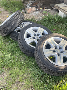 Резина+диски 215/55 r17 (1 фото из 3)