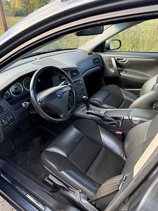 Volvo V70 2.4d nelikvedu (6 foto / 9)