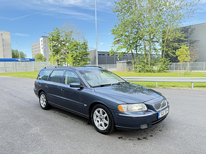 Volvo v70 2.4d 136kw (4 foto / 14)