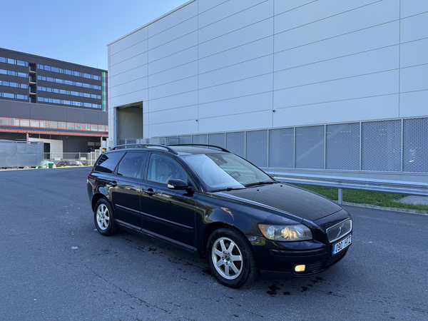 Volvo v50 1.6d 80kw 250000km