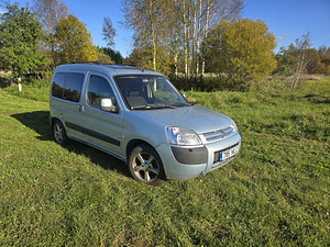 Citroen Berlingo LPG (2 foto / 8)