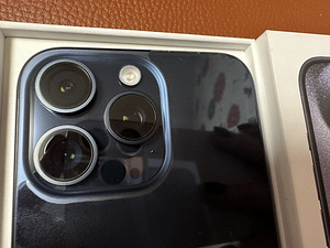 iPhone 15 pro max 256gb blue titanium (6 foto / 9)