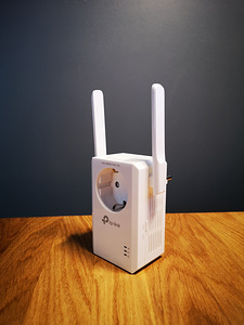 Адаптер переменного тока Wi-Fi TP-Link (2 фото из 2)