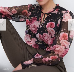 Блузка Mohito с цветочным принтом (новинка)