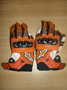 Nahk kindat Alpinestars GP Size L Size S (8 foto / 8)