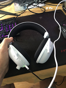 RAZER BlackShark V2 Pro (1 foto / 1)