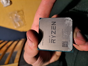 AMD Ryzen 3 1200 ja Intel G6500 (1 foto / 2)