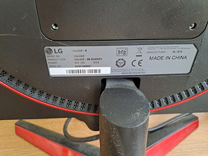 LG 24GL600F-B 24tolli 144hz (3 foto / 3)
