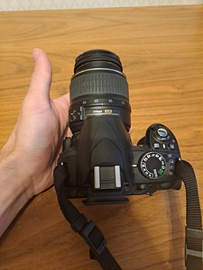 Nikon D3100+аксессуары (2 фото из 9)