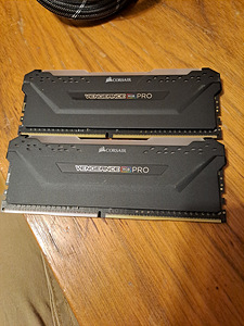 Corsair Vengeance 2x8GB 3200MHZ DDR4 (2 foto / 4)