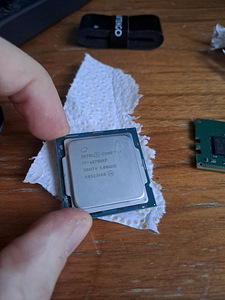 Arvuti osadeks:i7 10gen/ram jne (8 foto / 10)
