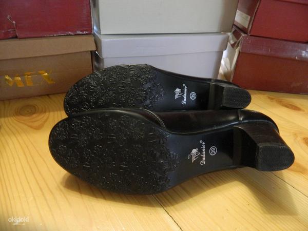 Женские новые черные туфли р. 39 (фото #2)