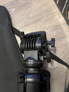 Statiiv Velbon videostatiiv Videomate 638 (6 foto / 8)