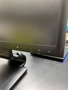 Monitor HP Compaq LA2306x - 23", 1920x1080 (7 foto / 7)