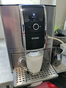 Nivona täisautomaatne espressomasin (4 foto / 5)