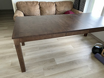 Новый стол из массива дерева