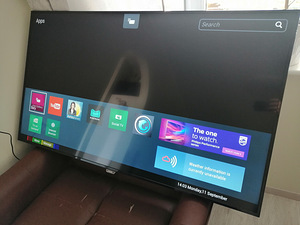 65" Philips 4K UHD teler SmartTV (2 foto / 5)