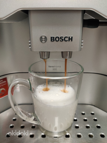 Полностью автоматическая кофемашина Bosch (фото #5)