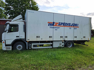 Volvo FM9 tagaluuktõstuk (2 foto / 8)