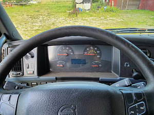 Volvo FM9 tagaluuktõstuk (7 foto / 8)