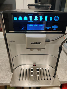 Siemens EQ.6 täisautomaatne kohvimasin (1 foto / 5)
