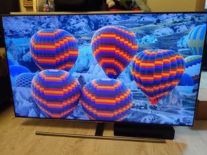 55" Samsung QLED телевизор 4K UHD SmartTV (3 фото из 7)